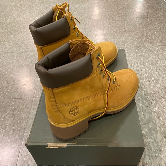 Timberland Kinsley Waterproof Brown Boots | Size 6 - Picture 2 of 5